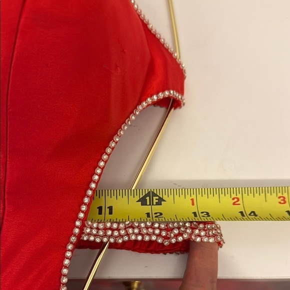 Red Sleeveless Halter Backless Gown - Picture 10 of 11